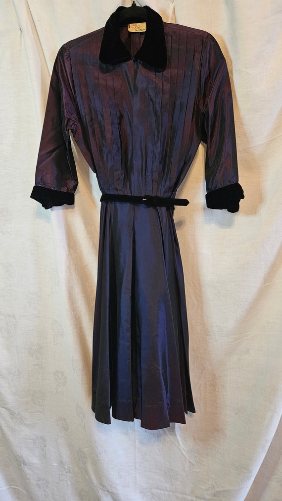 1940's Navy Taffeta and Velvet Dress