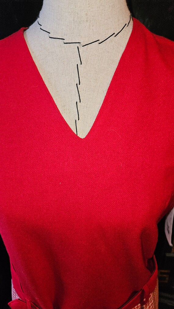 1960s Red & White Wool Drop Waist Jumper - image 3