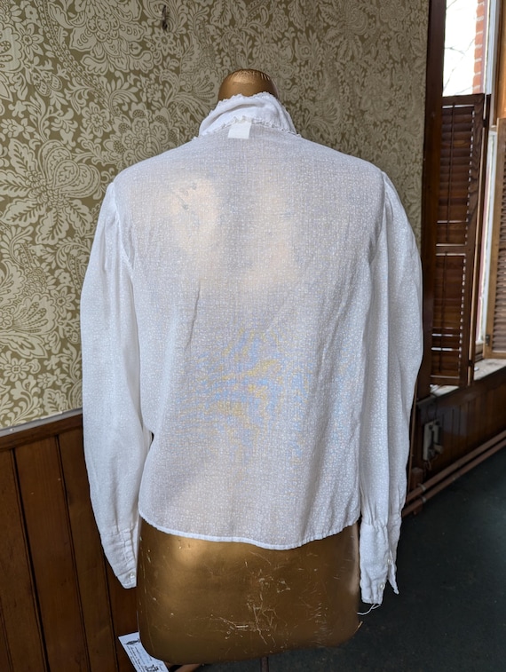 Vintage 1970's Prairie-Style Blouse. - image 2