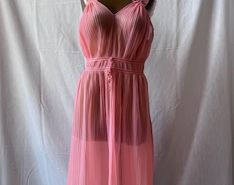 Vintage 1950/60s Sheer Coral Slip