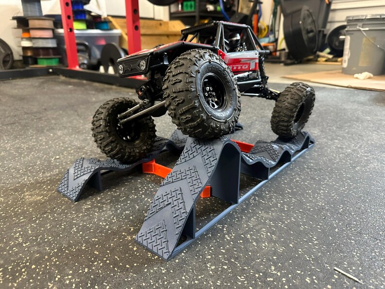 1/10 Rock Crawler Display Stand and Suspension Challenge - Etsy