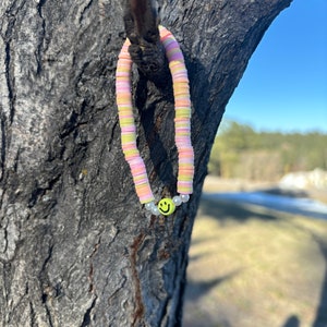 Pastel smiley bracelet