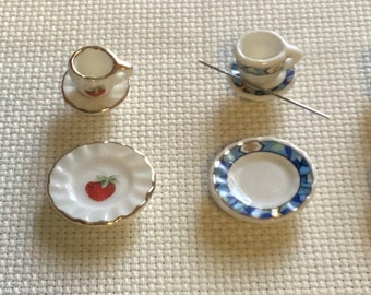 Mini Teacup - Mini Plate Needleminders/Coverminders/Magnets