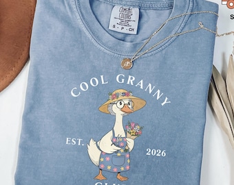 Cool Granny Club Shirt Comfort Colors®, Personalized New Grandma Gift Est 2026, Pregnancy Announcement Shirt, First Time Grandma Reveal Tee