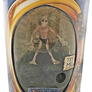 Lord of the Rings GOLLUM with sound base toy biz complete hobbit