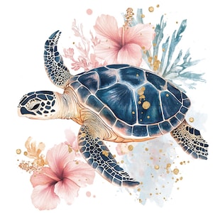 Pu&ograve; includere: Un dipinto ad acquerello di una tartaruga marina che nuota attraverso un arrangiamento floreale. La tartaruga &egrave; blu e verde con accenti dorati. I fiori sono rosa e bianchi con accenti dorati. Lo sfondo &egrave; un lavaggio ad acquerello blu chiaro.