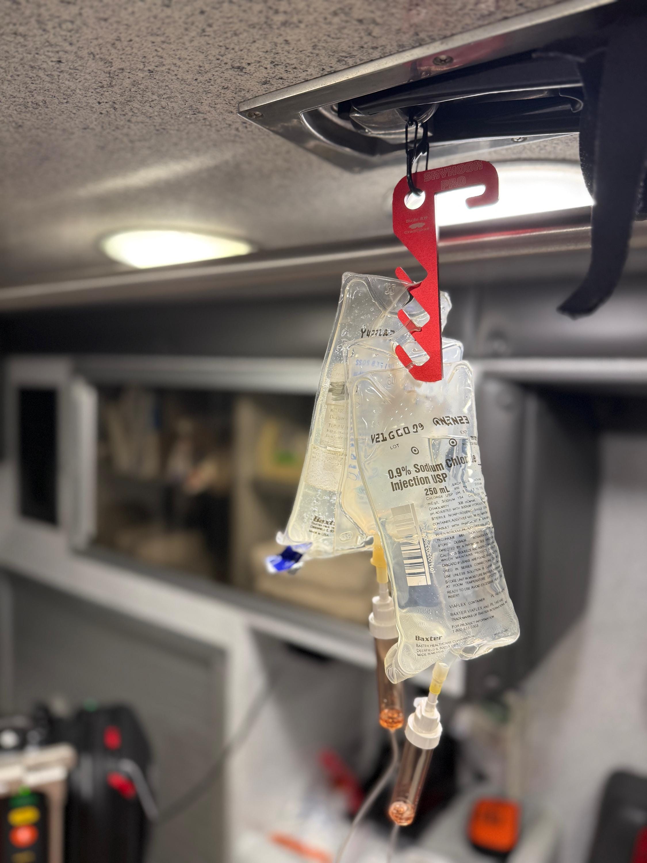 Skyhook Pro Metal – the Original IV Bag Holder for Paramedics, EMS, SAR ...