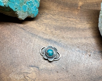 Medium flower connector with 5mm turquoise for permanent jewelry