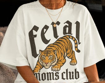 Mama Cat T Goth Mom Life Graphic Tee Oversized Graphic Mom T-Shirt Trendy Vintage Mama Tshirt Old English Mother Alternative Metal Core Tee