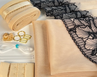 Puede incluir: Un conjunto de suministros para la elaboración de lencería que incluye elástico beige, ribete de encaje, tejido de malla, cierre de sujetador y herrajes.