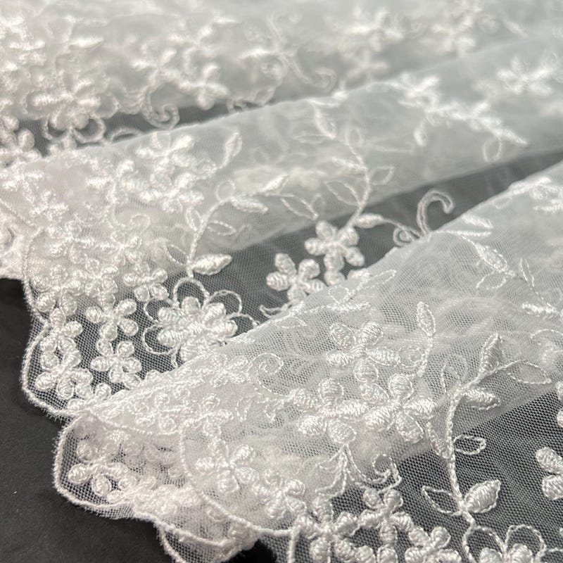 Light Peach Tulle With Ivory Embroidery Lace Eb1015