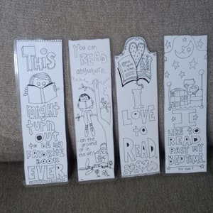 Laminated bookmark set of 4- black and white