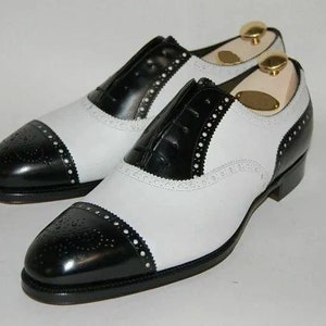 Men’s Handmade two tone black and white Oxford shoe, wingtip and cap toe shoe