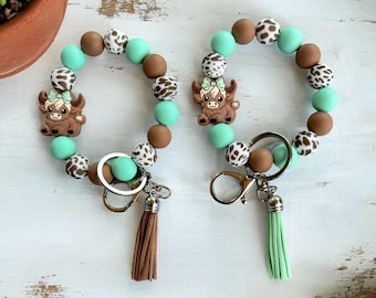 Cute highland cow wristlet-handmade beaded keychain