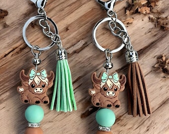 Highland cow keychain, zipper pull, bag tag, cow accessory