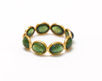 Natural Green Sapphire Ring Handmade Ring  In 18k Solid Gold Oval Shape Eternity Ring Birthday Gift September Birthstone Ring Band Ring