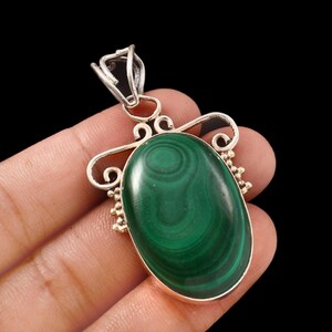Colgante de piedra preciosa de malaquita, colgante de plata de ley 925, colgante ovalado de malaquita, colgante de piedra natural, colgante hecho a mano, regalos de cumpleaños