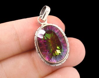 Ciondolo sfaccettato arcobaleno con pietra preziosa topazio mistico ottagonale (12 x 16 mm) - Italia