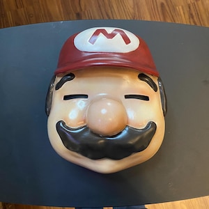 Handbemalte Mario Maske aus The Legend of Zelda: Majora’s Mask – Detailgetreue 3D Modellierte Kostümrequisite