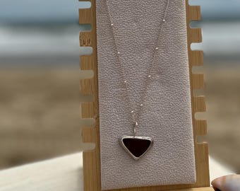 Collana in vetro di mare marrone
