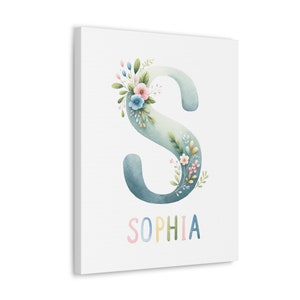 Letrero de lienzo con nombre para guardería / Letrero enmarcado con nombre / Decoración con nombre para guardería / Decoración con letra inicial / Letra floral / Letrero de lienzo con nombre