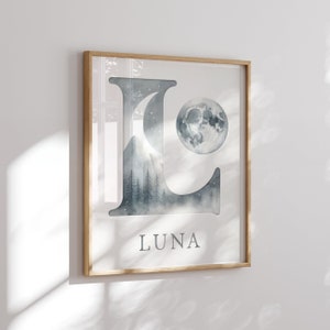 Nombre e inicial personalizados con temática de luna encantadora - Imprimible para guardería - Regalo cautivador para recién nacidos, niños pequeños y pequeños