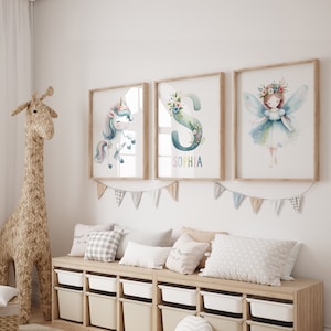 Set de 3 impresiones de cuentos de hadas con nombre personalizado para guardería - Decoración infantil - Hada, unicornio y nombre y letra personalizados