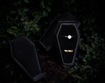 Boîte à bijoux noire cercueil | Boîte à bagues gothique, porte-bijoux de style victorien, boîte à bagues en velours, cadeau vampire/sorcière, cadeaux pour anniversaire/elle
