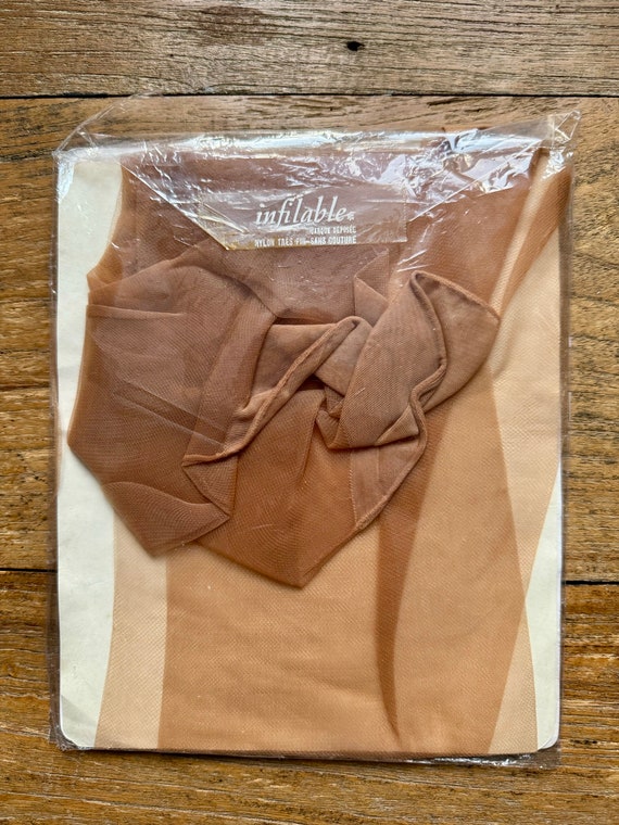 Bas Vintage 100% Nylon RHT Stockings Super Infila… - image 2