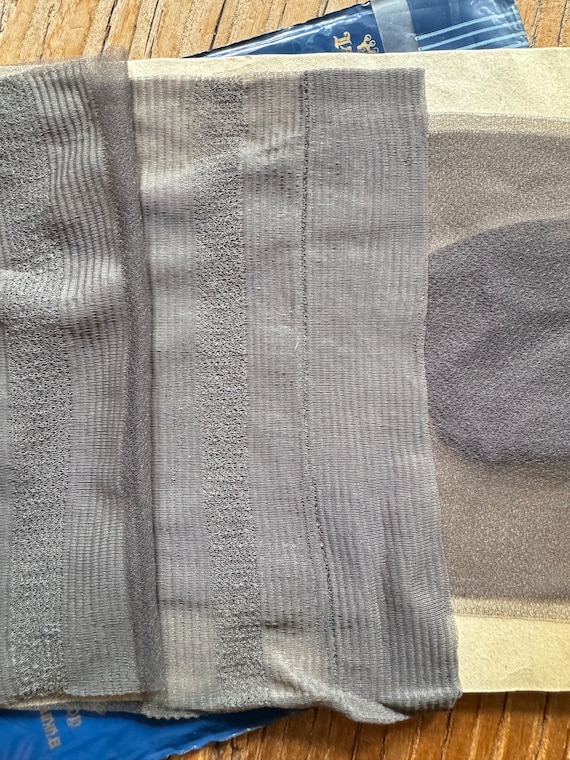Vintage Gray Nylon Stockings RHT Gray Stockings Lady … - Gem