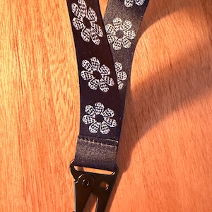 Hebrew cone shell flower design wristlet, key chain, teacher keychain, key holder
