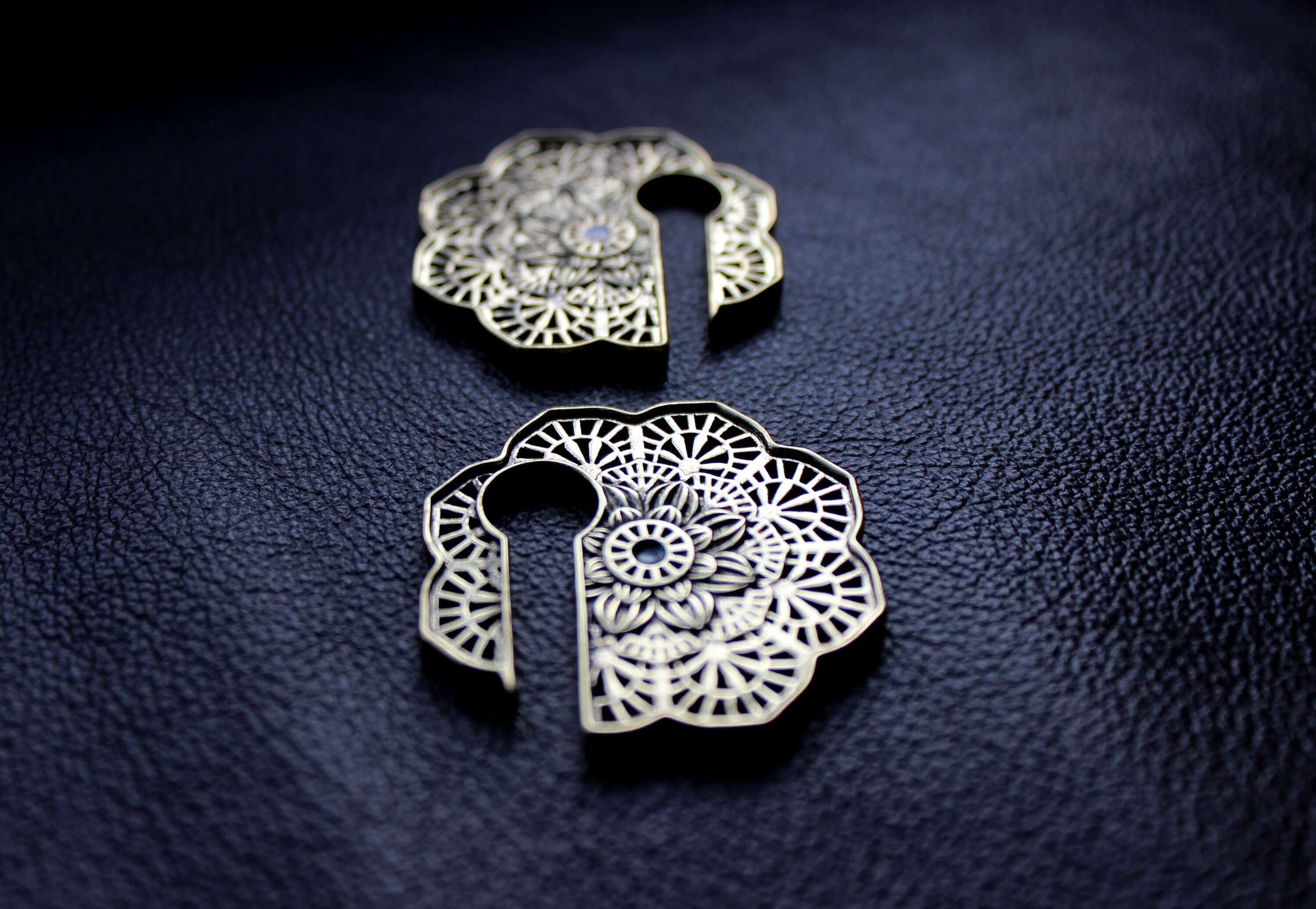 Mandala Ear Hangers - PAIR - Gold - Silver - 316L Stainless Steel - Stretched Ears - Gauges