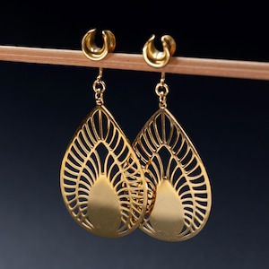 Saddle Plugs - Dangle Plugs - Gold Cut Out - Plugs for Stretched Ears, Tunnels - Silver - Stainless Steel 316L
