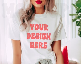 Bella Canvas 3001 vit t-shirt mockup, 3001 vit t-shirt mockup, kvinnlig modell mockup, vit Bella Canvas skjorta mockup, livsstil mockup