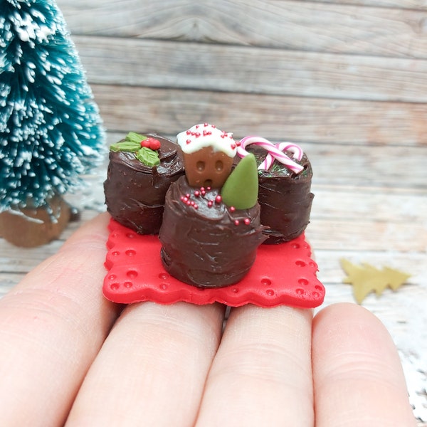 gâteaux miniatures, bonbons à l'échelle 1:12, nourriture de maison de poupée, gâteaux de Noël, nourriture réaliste, bonbons en argile polymère