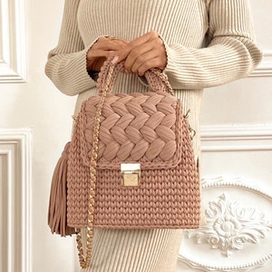 T shirt best sale yarn backpack