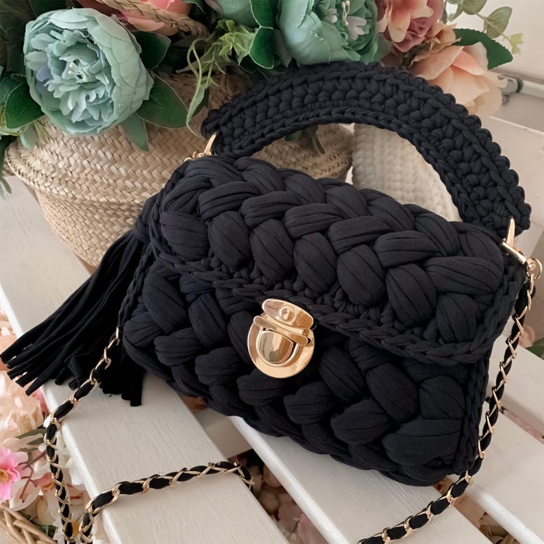 Crochet Bag Pattern PDF Woven Handbag Tutorial Crochet Crossbody Luxury  Purse Pattern Marshmallow Tshirt Yarn Bag Pattern Crochet Bag Idea