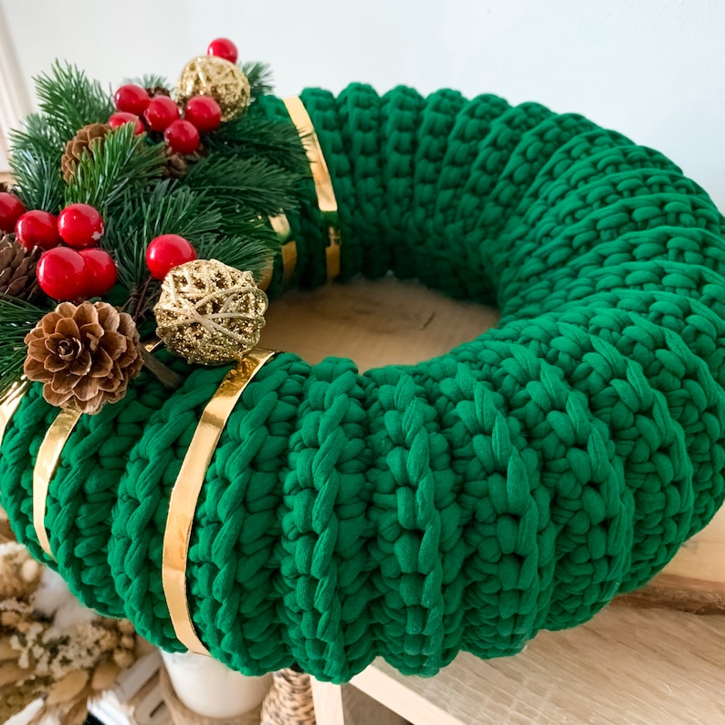 Door Wreath Crochet Pattern