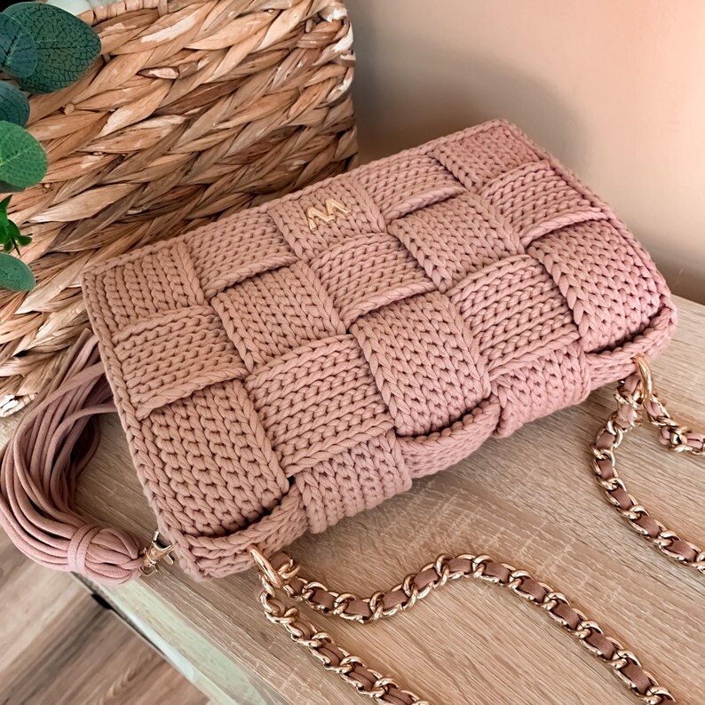 Crochet Bag Pattern Step-by-Step Video Tutorial Crocheted Handbag T shirt Chunky Yarn Purse Patterns image 11