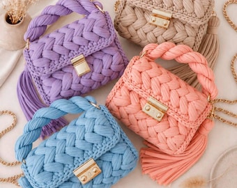 Crossbody Crochet Bag Pattern PDF Woven Purse Tutorial Modern Crochet Luxury Handbag Design Yarn