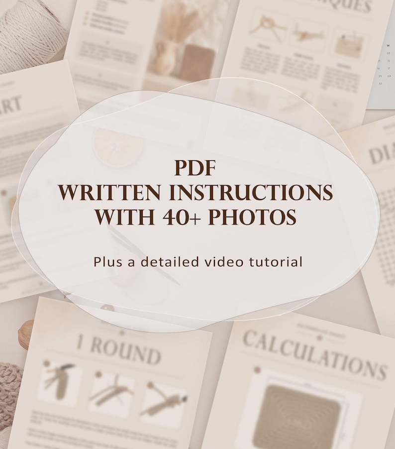Op de afbeelding: Een digitaal document met de tekst PDF WRITTEN INSTRUCTIONS WITH 40+ PHOTOS Plus a detailed video tutorial, weergegeven over een verzameling beige instructiepagina's met diagrammen, grafieken en tekst voor een knutselproject.
