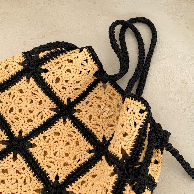 Crochet Raffia Tote Bag