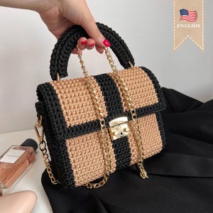 Crochet Handbag Pattern: How to make a bag (Video Tutorial)