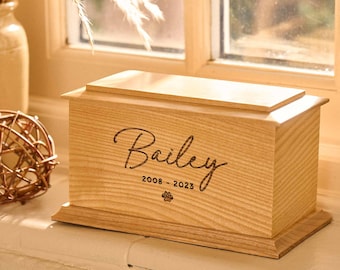 Personalised solid wood pet urn, Cremation urn for Pets, cremation keepsake for ashes, Cat urn, dog urn, pet urn for ashes, pet memorial urn