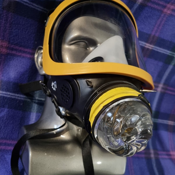 Silicone Flesh Caution Yellow Frame Rubber Panorama Fire Fighter Gas Mask. Pussy Service Latex Job Gay Fetish Blow BDSM Gag Kink Side Vents