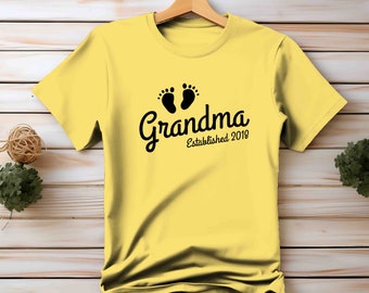 Grandma Shirt, Grandma, Gift For Her, Mother's Day, Shirt For Grandma, Custom, Baby Announcement, Personalized, Custom Year,