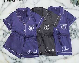 Personalisierte kurze Pyjamas, Satin-Pyjamas, Monogramm-Schlaf-PJ-Shorts-Set, Hochzeitsgeschenke, Brautjungfern-PJ-Sets, Brautparty-Outfits, PJ-Sets