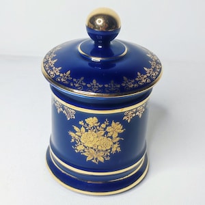 Boîte à bonbons en Porcelaine de Limoges dorée en Or