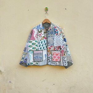 Patchwork Vestes matelassées Coton Floral Boho Style Automne Hiver Veste Manteau Streetwear Boho Matelassé Veste réversible pour les femmes image 7