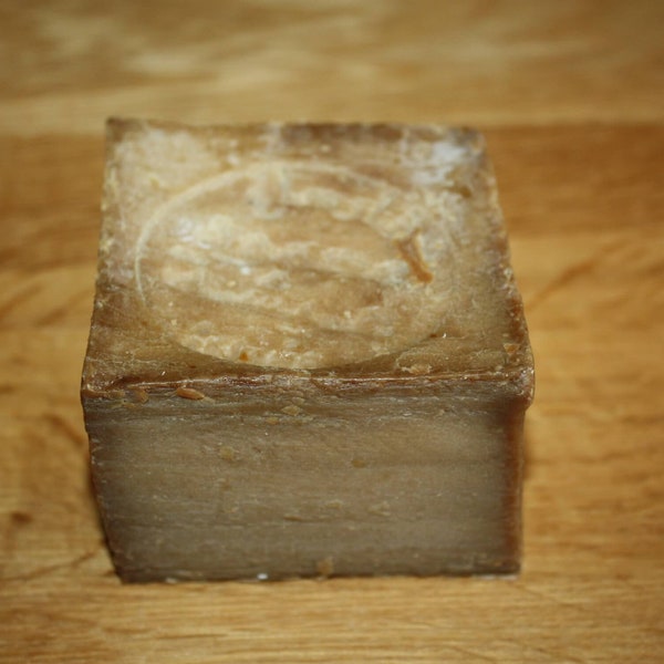 Savon d'Alep ARTISANAL - 100% Naturel - Grand format 200 Grammes ! Visage Main Corps Cheveux anti péllicules - Tous types de peaux